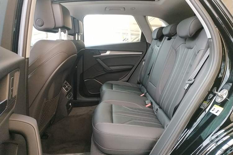 Used Audi Q5L 2022 Updated 40T Luxury Dynamic Edition Left Rear Seat