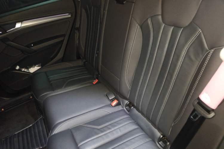 Used Audi Q5L 2022 45T Luxury Dynamic Model Left Rear Seat