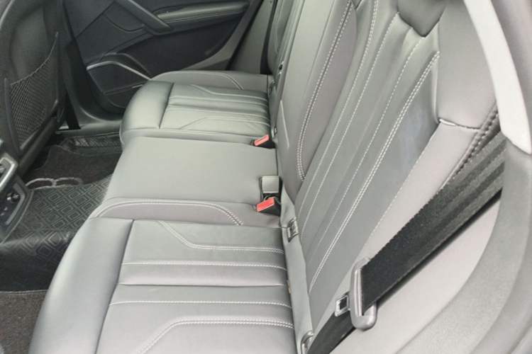 Used Audi Q5L 2022 Updated 45T Luxury Dynamic Version Left Rear Seat