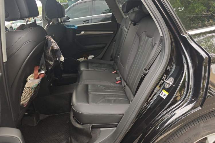 Used Audi Q5L 2022 40T Luxury Dynamic Model Left Rear Seat