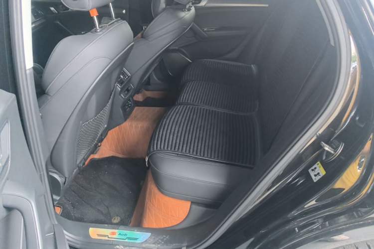 Used Audi Q5L 2022 40T Luxury Dynamic Model Left Rear Seat