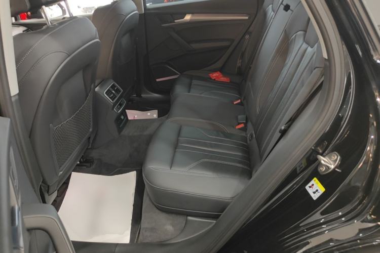 Used Audi Q5L 2022 Updated 45T Luxury Dynamic Version Left Rear Seat