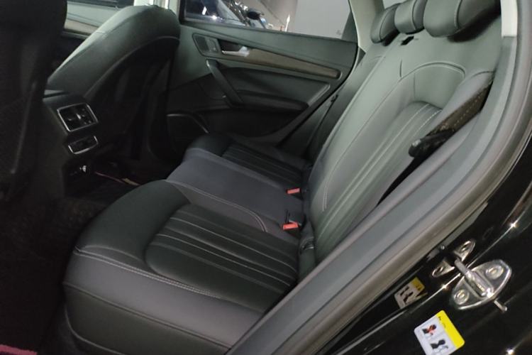Used Audi Q5L 2022 Updated Version 45T Luxury Prestige Edition Left Rear Seat