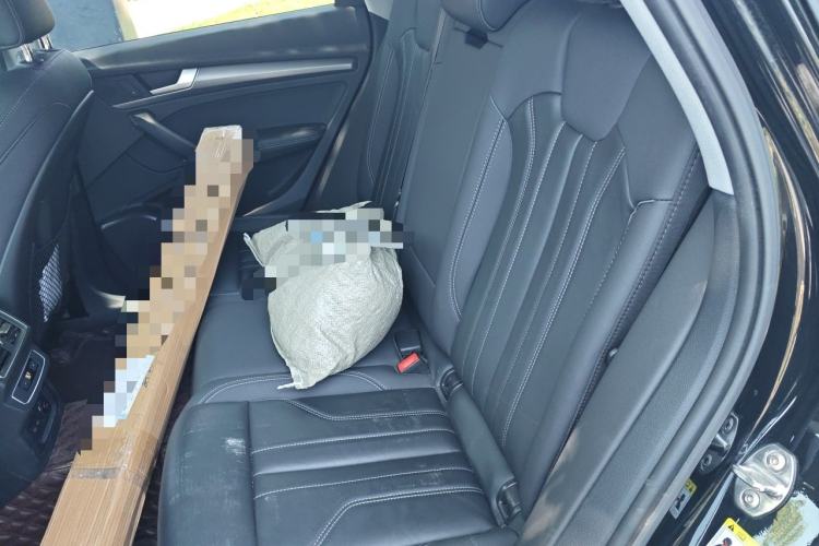 Used Audi Q5L 2022 40T Luxury Dynamic Model Left Rear Seat