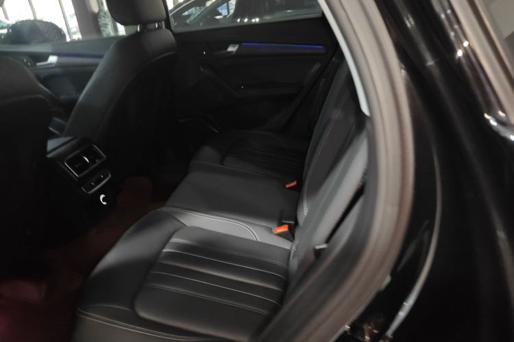 Used Audi Q5L 2022 40T Luxury Elegant Model Left Rear Seat