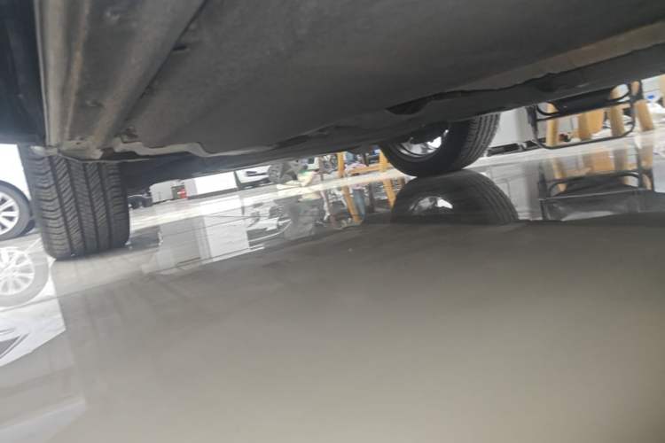 Used Audi Q5L 2022 40T Fashionable and Dynamic Model Left Side Sill