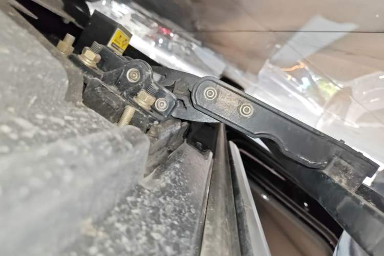 Used Audi Q5L 2022 Updated 40T Luxury Dynamic Edition Left Side Sill