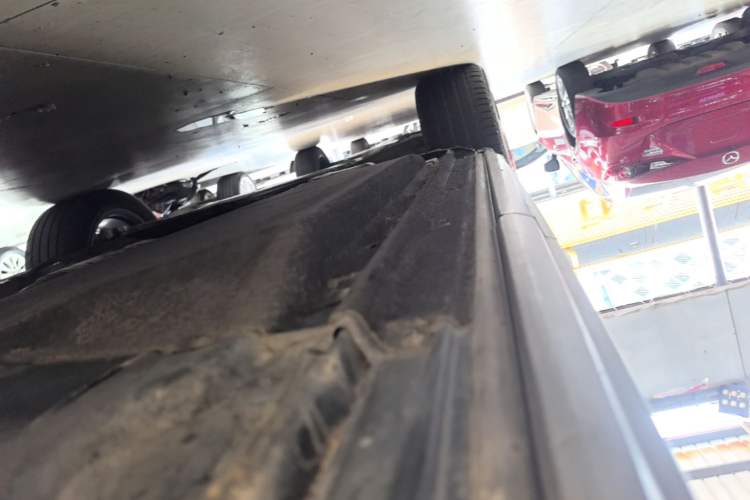 Used Audi Q5L 2022 40T Fashionable and Dynamic Model Left Side Sill