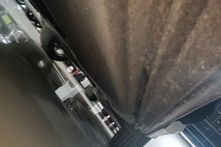 Used Audi Q5L 2022 Updated 45T Luxury Dynamic Version Left Side Sill