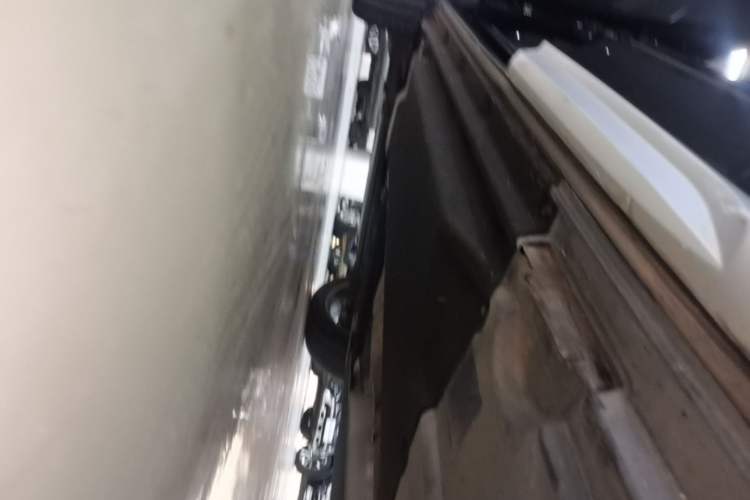 Used Audi Q5L 2022 40T Fashionable and Elegant Model Left Side Sill
