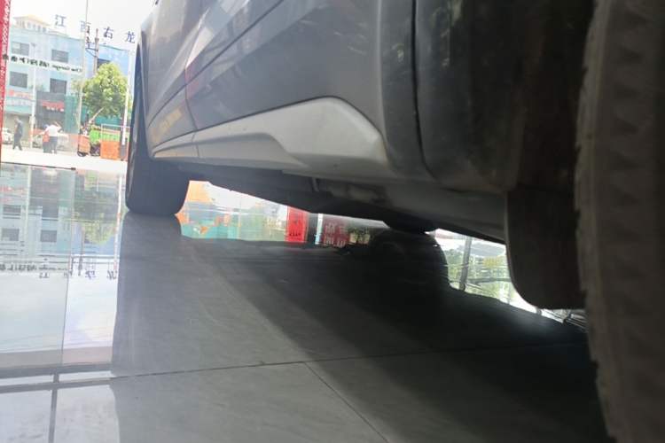 Used Audi Q5L 2022 40T Luxury Dynamic Model Left Side Sill