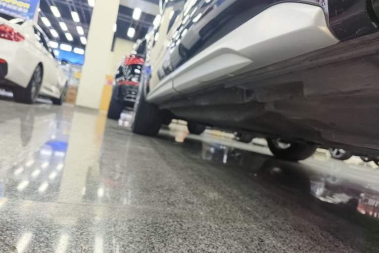 Used Audi Q5L 2022 45T Luxury Dynamic Model Left Side Sill