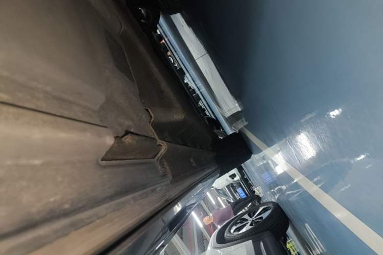 Used Audi Q5L 2022 Updated Version 40T Luxury Elegant Edition Left Side Sill