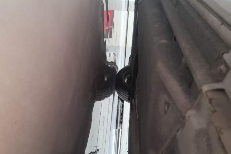 Used Audi Q5L 2022 40T Luxury Dynamic Model Left Side Sill