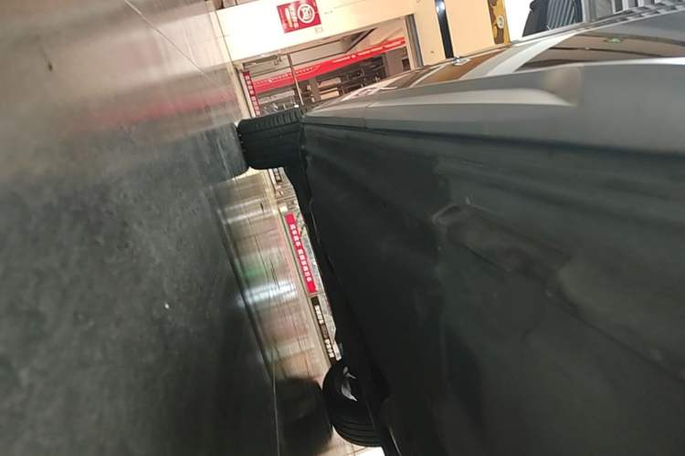 Used Audi Q5L 2022 45T Luxury Dynamic Model Left Side Sill