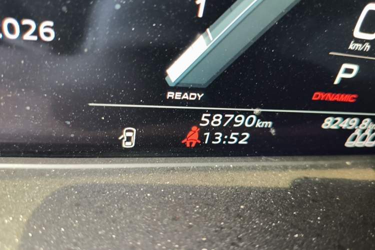 Used Audi Q5L 2022 Updated 40T Luxury Dynamic Edition Odometer Close Up