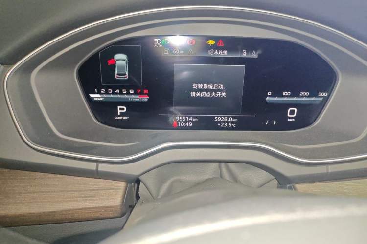 Used Audi Q5L 2022 45T Prestige Dynamic Edition Odometer Close Up