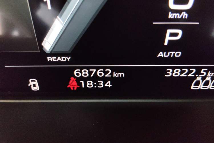Used Audi Q5L 2022 Updated 45T Luxury Dynamic Version Odometer Close Up