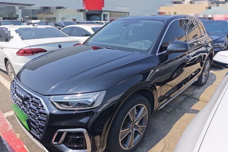 Used Audi Q5L 2022 Updated 45T Luxury Dynamic Version Guazi used car, China used car export, Used car for sale, Used cars, Cheapest cars for sale