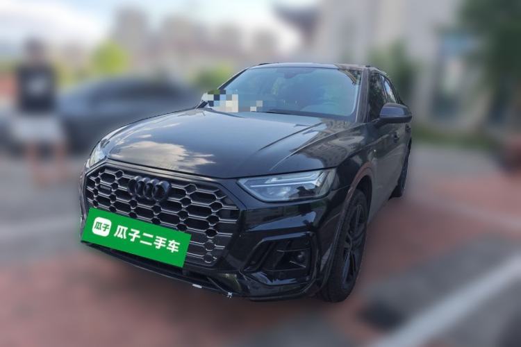 Used Audi Q5L 2022 40T Fashionable and Dynamic Model Guazi used car, China used car export, Used car for sale, Used cars, Cheapest cars for sale