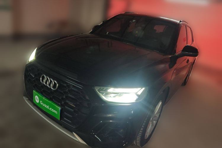 Used Audi Q5L 2022 40T Luxury Dynamic Model Guazi used car, China used car export, Used car for sale, Used Audi cars, Cheapest cars for sale