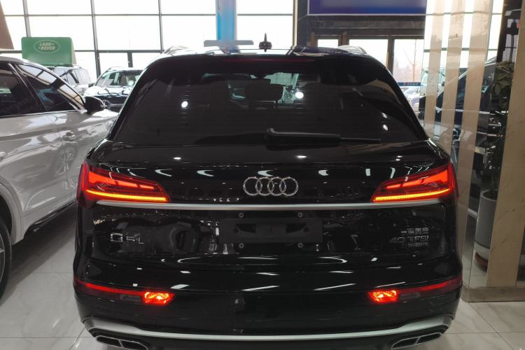 Used Audi Q5L 2022 40T Fashionable and Dynamic Model Rear