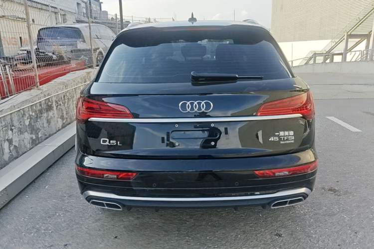 Used Audi Q5L 2022 45T Luxury Dynamic Model Rear