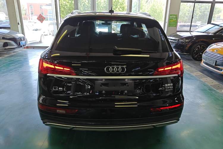 Used Audi Q5L 2022 Updated Version 40T Luxury Elegant Edition Rear