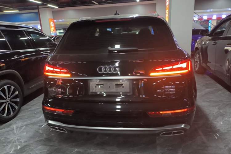 Used Audi Q5L 2022 40T Luxury Dynamic Model Rear