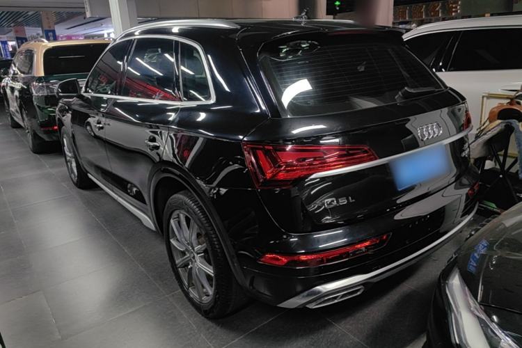 Used Audi Q5L 2022 45T Luxury Dynamic Model Rear Left 45 Deg