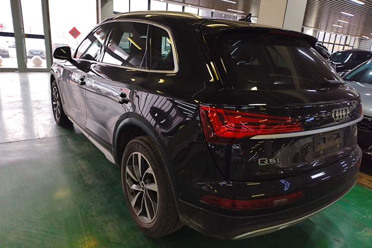 Used Audi Q5L 2022 Updated Version 40T Luxury Elegant Edition Rear Left 45 Deg