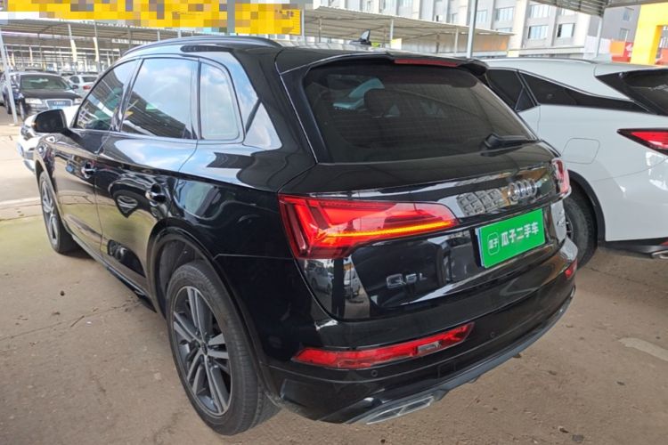 Used Audi Q5L 2022 40T Fashionable and Dynamic Model Rear Left 45 Deg