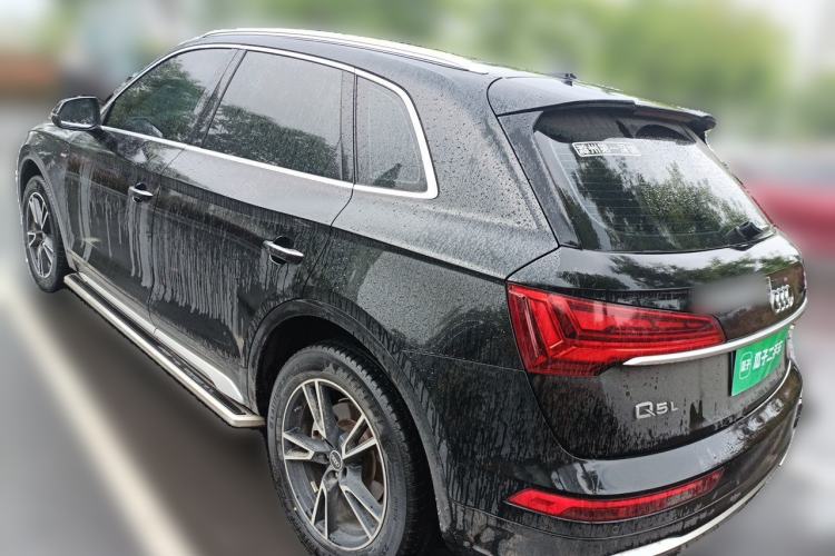 Used Audi Q5L 2022 40T Fashionable and Dynamic Model Rear Left 45 Deg