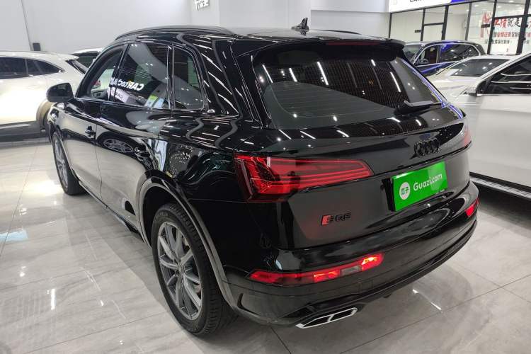 Used Audi Q5L 2022 40T Fashionable and Dynamic Model Rear Left 45 Deg