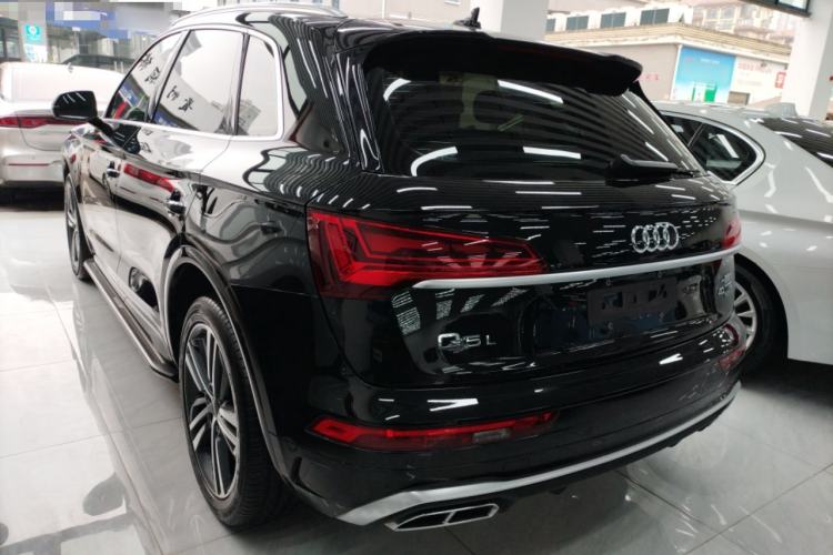 Used Audi Q5L 2022 40T Fashionable and Dynamic Model Rear Left 45 Deg