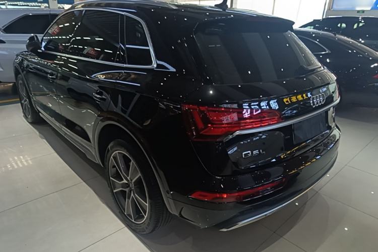 Used Audi Q5L 2022 45T Luxury Elegant Model Rear Left 45 Deg