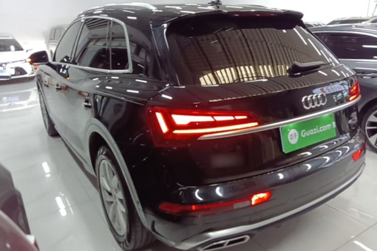 Used Audi Q5L 2022 40T Fashionable and Dynamic Model Rear Left 45 Deg