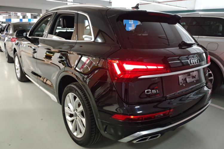 Used Audi Q5L 2022 40T Luxury Dynamic Model Rear Left 45 Deg