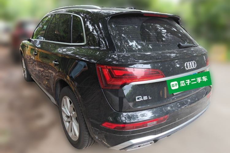 Used Audi Q5L 2022 40T Luxury Dynamic Model Rear Left 45 Deg