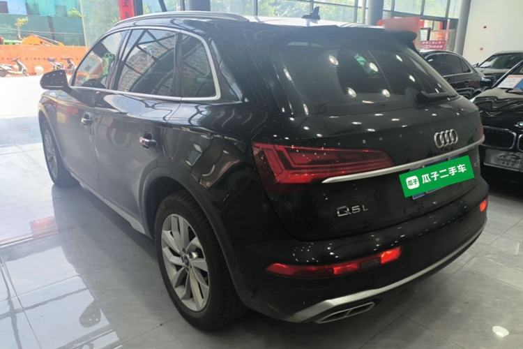 Used Audi Q5L 2022 40T Luxury Dynamic Model Rear Left 45 Deg