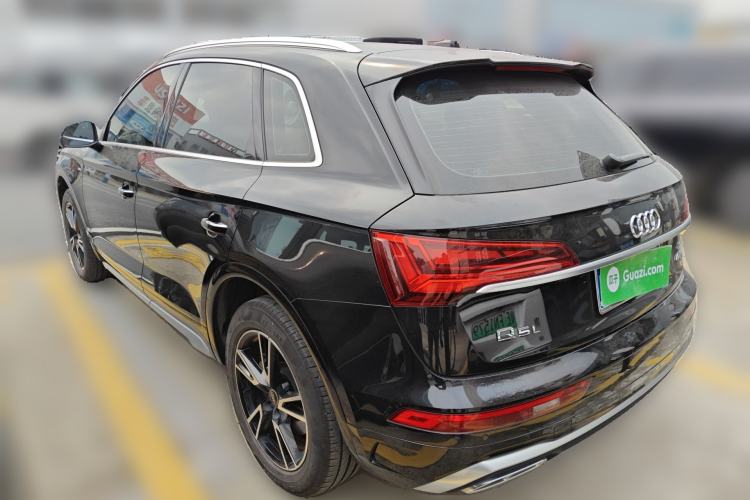 Used Audi Q5L 2022 40T Fashionable and Dynamic Model Rear Left 45 Deg