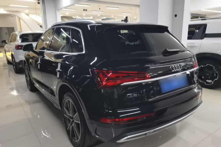 Used Audi Q5L 2022 Updated Version 45T Luxury Prestige Edition Rear Left 45 Deg