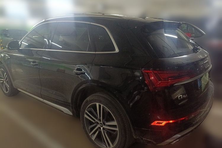 Used Audi Q5L 2022 40T Fashionable and Dynamic Model Rear Left 45 Deg