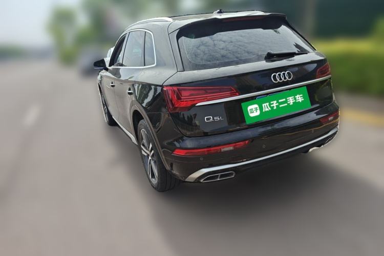 Used Audi Q5L 2022 40T Fashionable and Dynamic Model Rear Left 45 Deg