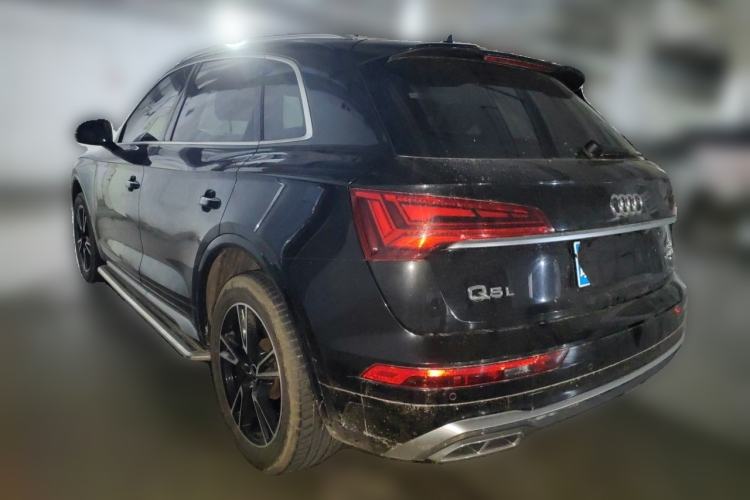 Used Audi Q5L 2022 40T Fashionable and Dynamic Model Rear Left 45 Deg
