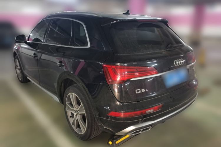 Used Audi Q5L 2022 45T Luxury Dynamic Model Rear Left 45 Deg