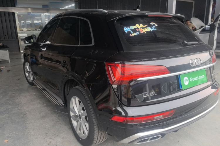 Used Audi Q5L 2022 40T Luxury Dynamic Model Rear Left 45 Deg