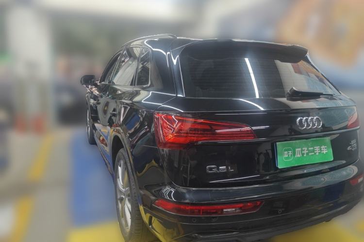 Used Audi Q5L 2022 40T Fashionable and Elegant Model Rear Left 45 Deg