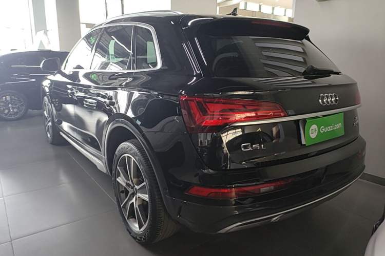 Used Audi Q5L 2022 Updated Version 45T Luxury Prestige Edition Rear Left 45 Deg