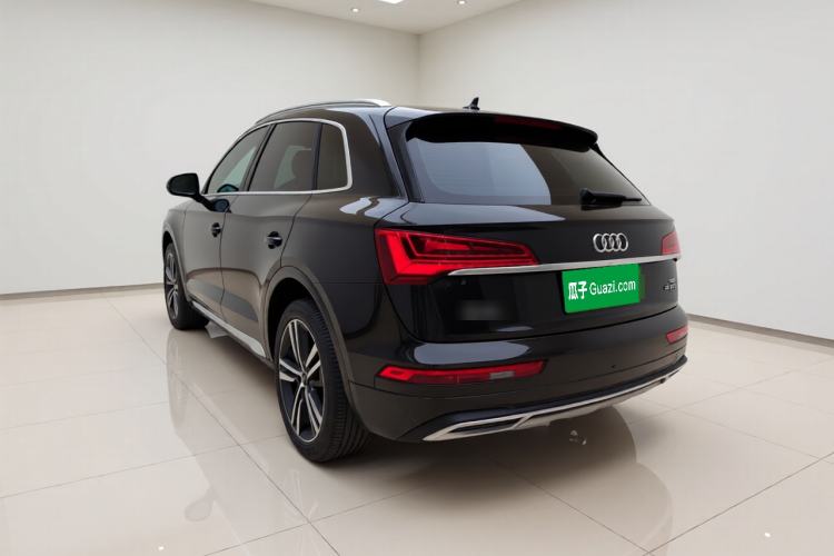 Used Audi Q5L 2022 40T Fashionable and Elegant Model Rear Left 45 Deg